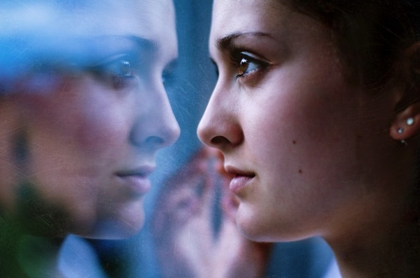 Read more about the article 𝐀 𝐭𝐫𝐞𝐢𝐚 𝐨𝐠𝐥𝐢𝐧𝐝𝐚̆ 𝐞𝐬𝐞𝐧𝐢𝐚𝐧𝐚̆